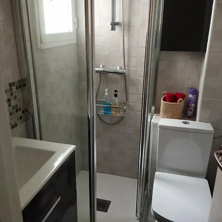 Etxalo, Con Terraza En Apartamento